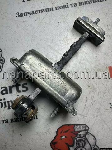Обмежувач відкриття дверей, передній BK21V23500AJ FORD