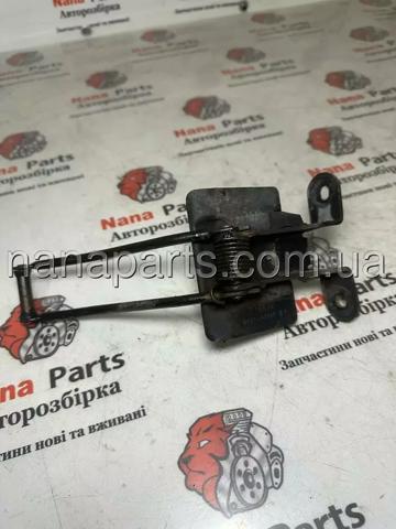 Обмежувач відкриття дверей багажного відсіку (фургон) BK31V44100BK FORD