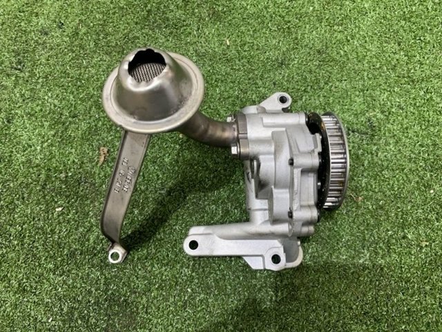 Маслонасос 03L115105B VAG