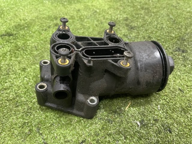 Корпус маслофільтра 03L115389C VAG