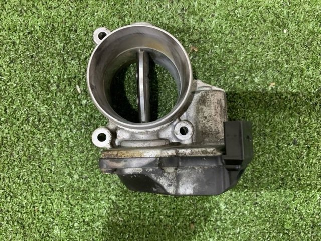 Заслінка повітряна 03L128063H VAG