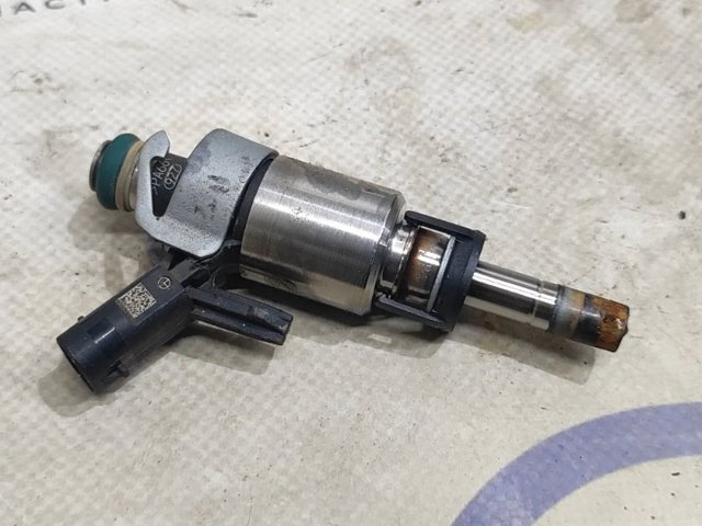 Форсунка вприску палива 06G906036E VAG