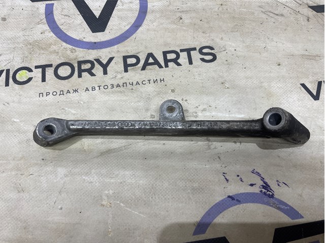 Кронштейн впускного колектора 06L129723C VAG