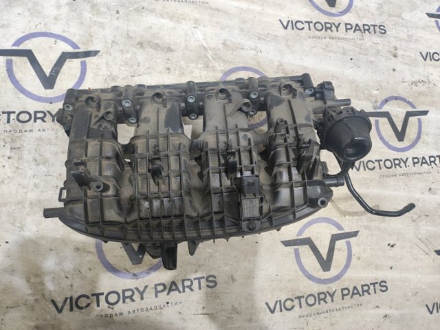 Колектор впускний 06L133201 VAG