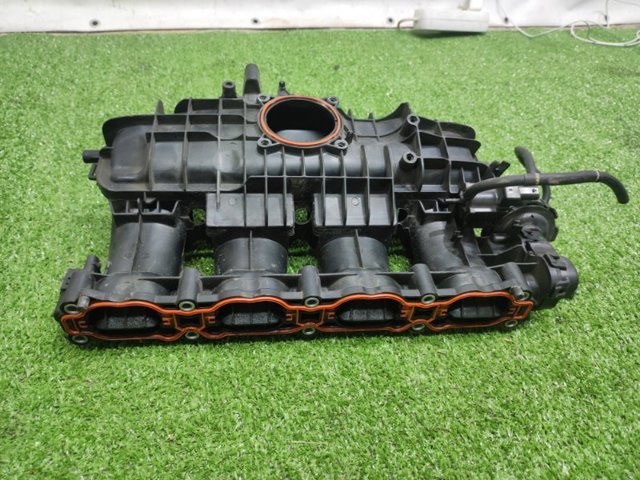 Колектор впускний 06L133201EH VAG