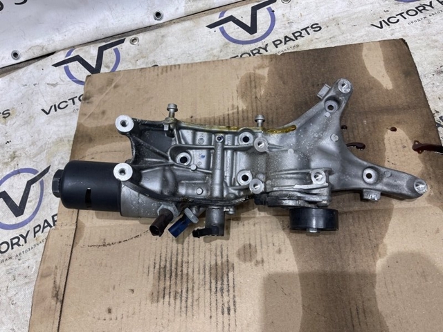 Кріплення генератора 06L903143K VAG