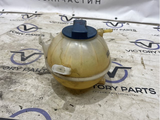 Бачок системи охолодження, розширювальний 1K0121407A VAG