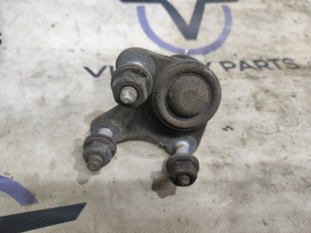 Кульова опора, нижня, ліва 3C0407365B VAG