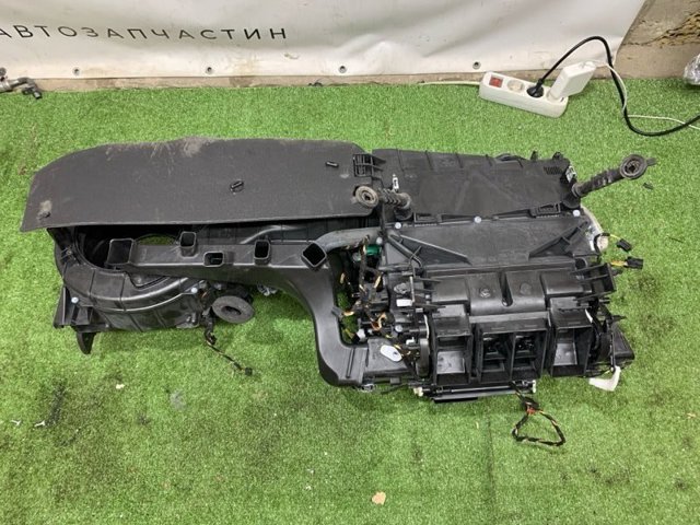 Отоплення та вентиляція 4G1820356A VAG