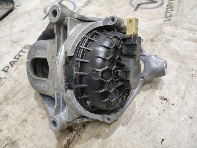 Права опора двигуна 4M0199372FC VAG