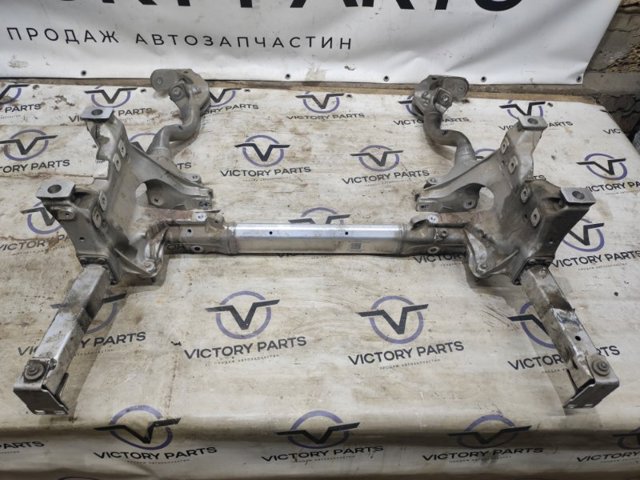 Підрамник передньої підвіски 4M0399315L VAG