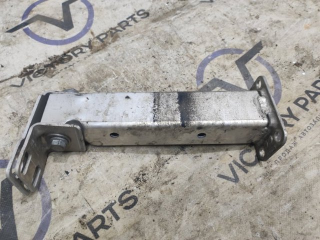 Кронштейн підсилювача переднього бампера 4M0802038A VAG