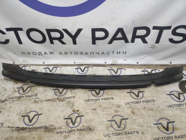 Кронштейн бампера заднього, центральний 4M0807458 VAG