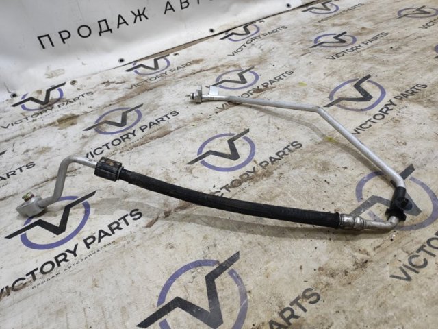 Шланг кондиціонера, від компресора до радіатора 4M0816721BE VAG