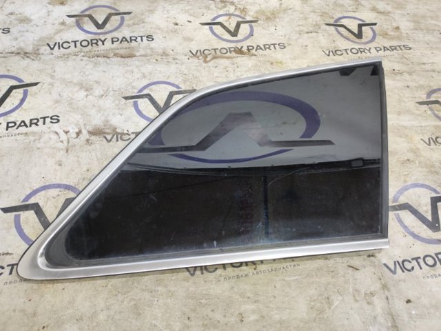 Стукло багажника, праве 4M0845298C VAG