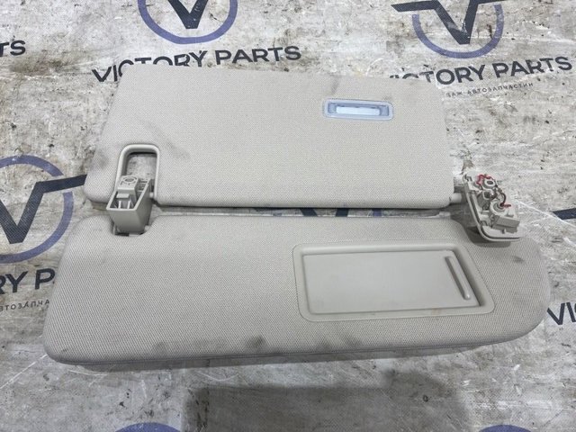 Козирок протисонячний 4M0857552BC5D3 VAG