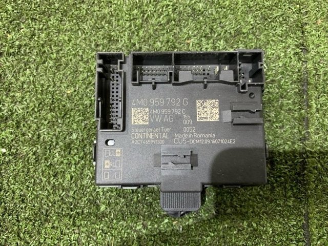 Блок комфорту передніх дверей 4M0959792G VAG
