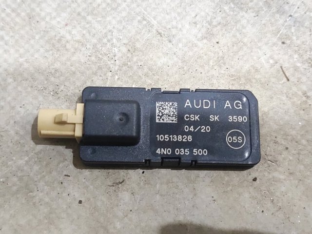 Антена 4N0035500 VAG