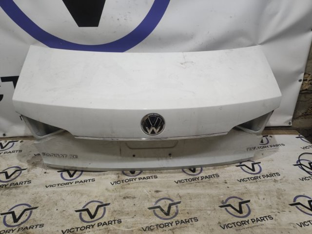 Кришка багажника кузова 561827025L VAG