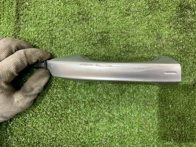 Ручка праих задніх дверей 5GM837206AGRU VAG
