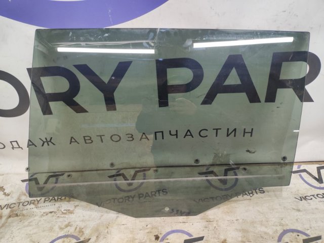 Скло задньої двері лівої 5NN845025 VAG