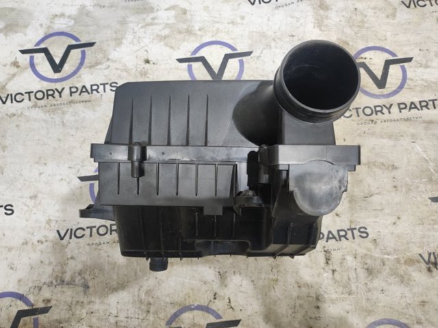 Корпус повітряного фільтра 5Q0129607AD VAG