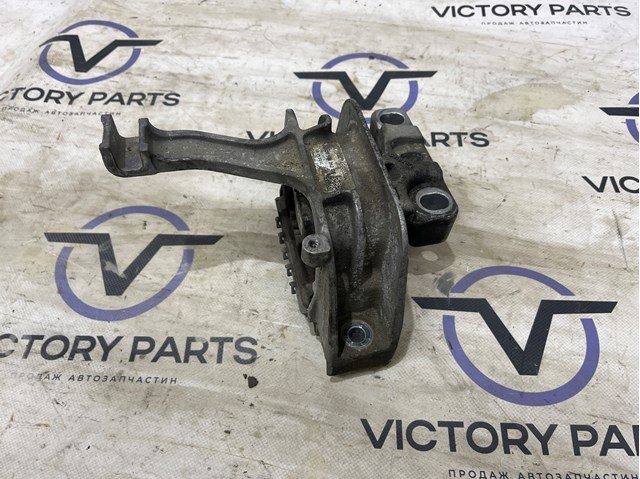 Права подушка двигуна 5Q0199262BK VAG