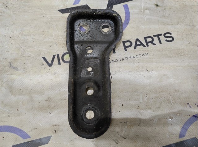 Кронштейн передньої балки 5Q0199518G VAG