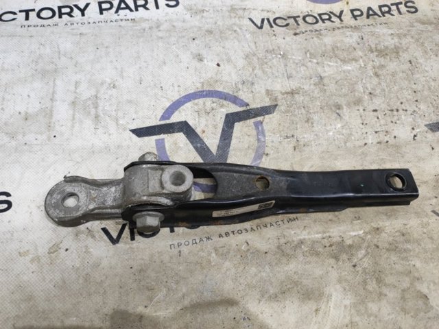Задня подушка двигуна 5Q0199855C VAG