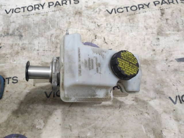 Бачок гальмівної рідини Ауді Ку 3