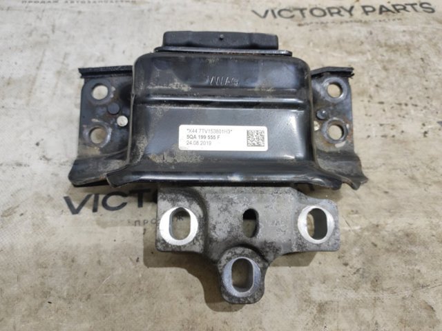 Ліва опора двигуна Ауді Ку 3