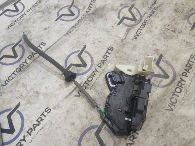 Замок дверей водія 5TB837015C VAG