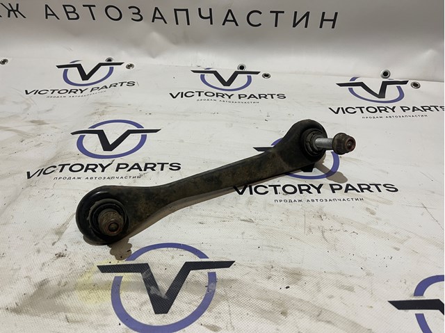 Задня поперечна тяга 7N0501529 VAG
