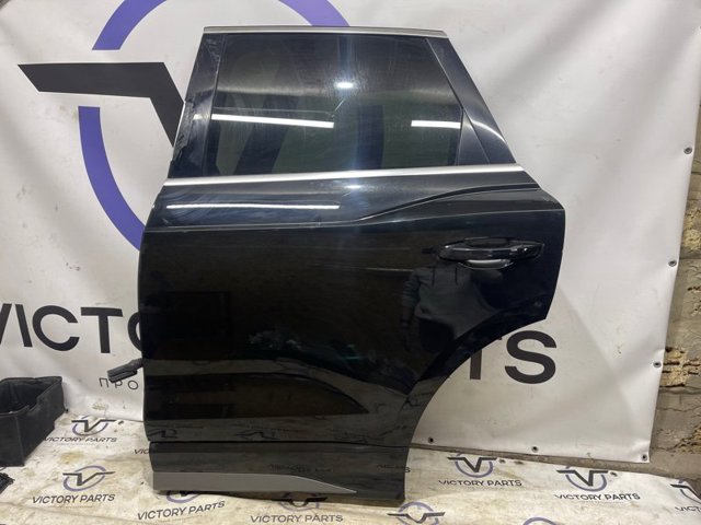 Двері задні Ауді Ку 3