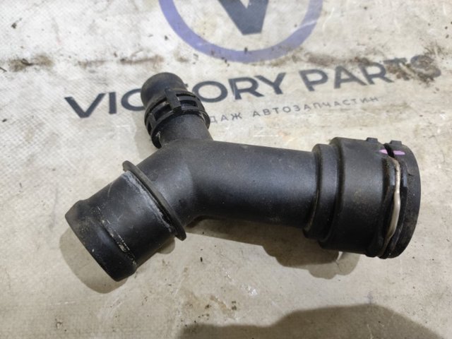 Заливна горловина системи охолодження 8W0122293A VAG