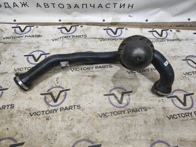 Шланг/патрубок интеркуллера 8W0145673AL VAG