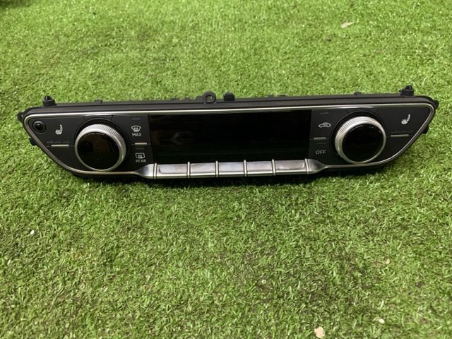 Механізм управління кондиціонером 8W0820043T5PR VAG