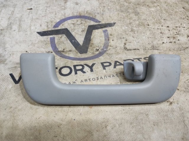 Поручні (тримачі) і гачок для одягу 8W0857608 VAG