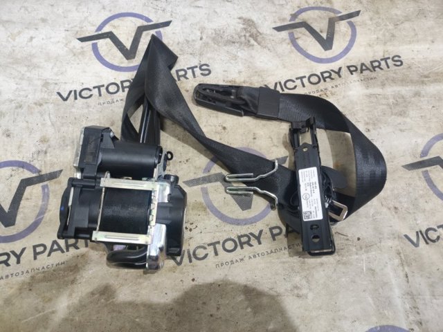 Ремінь безпеки передній правий 8W0857706JV04 VAG