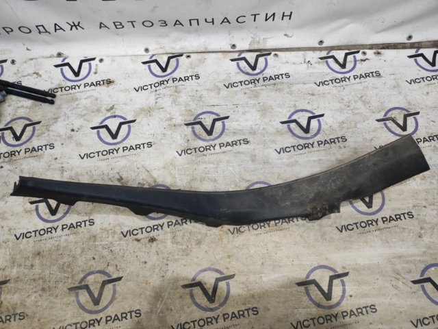 Обшивка стійки кузова внутрішня, задня ліва 8W0867767A VAG