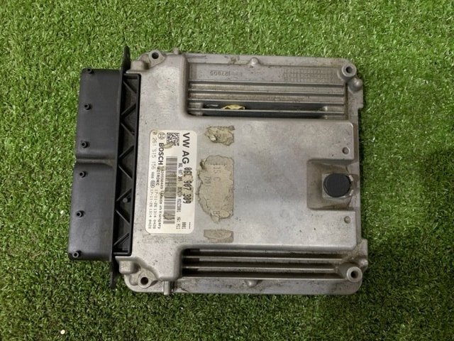 Блок двигуна 8W0907115C8W0 VAG