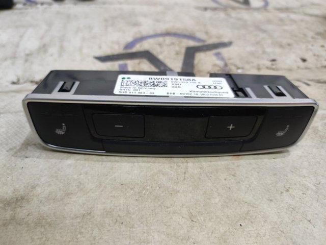 Блок управління кондиціонером 8W0919158A VAG