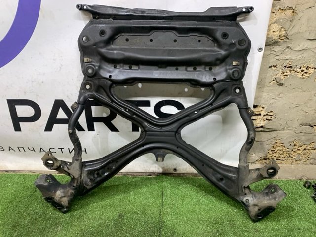Передня балка 8W1399347F VAG