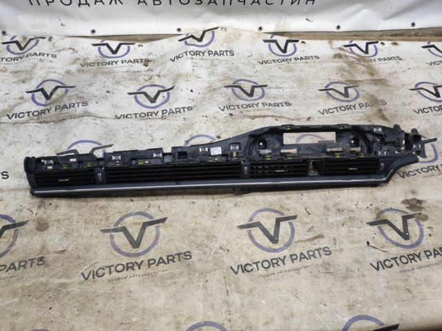 Решітка повітропровода 8W1820902D VAG