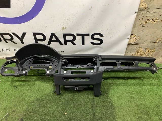 Передня панель 8W1857001K24A VAG