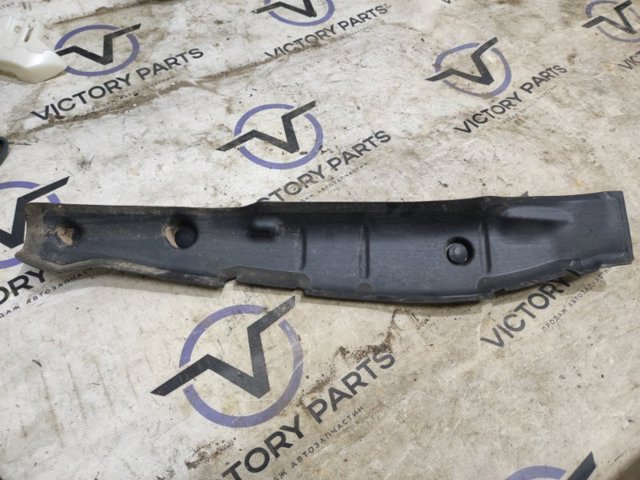 Ущільнювач арки крила 8W6821112 VAG