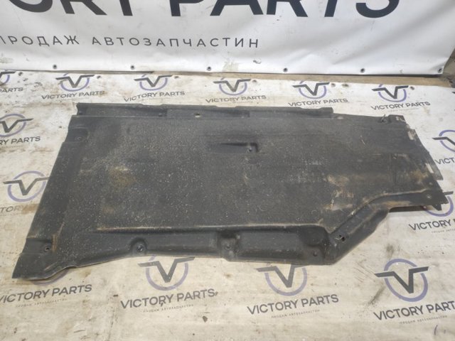 Захист днища, правий 8W6825208B VAG