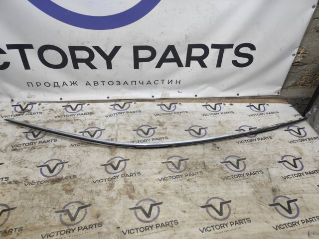 Молдинг даху, правий 8W8853704 VAG