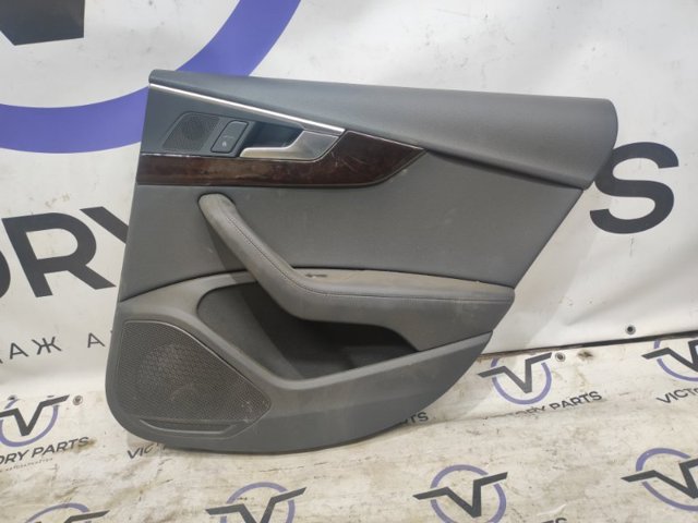 Картка задніх правих дверей 8W8867304BWFA VAG
