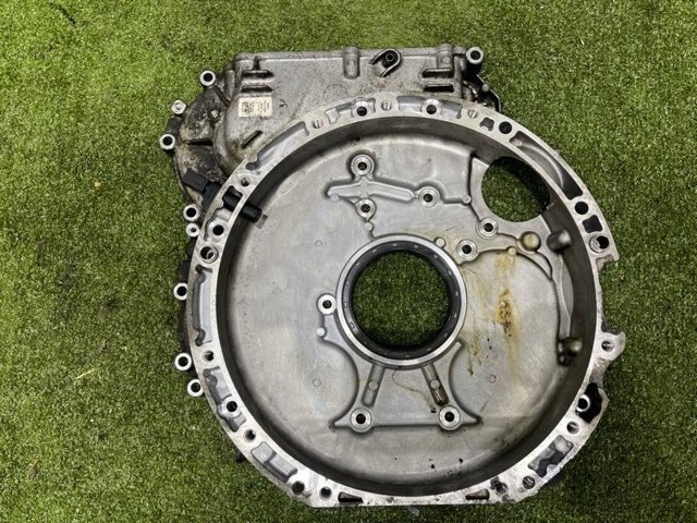 Кришка двигуна задня A6510151402 MERCEDES